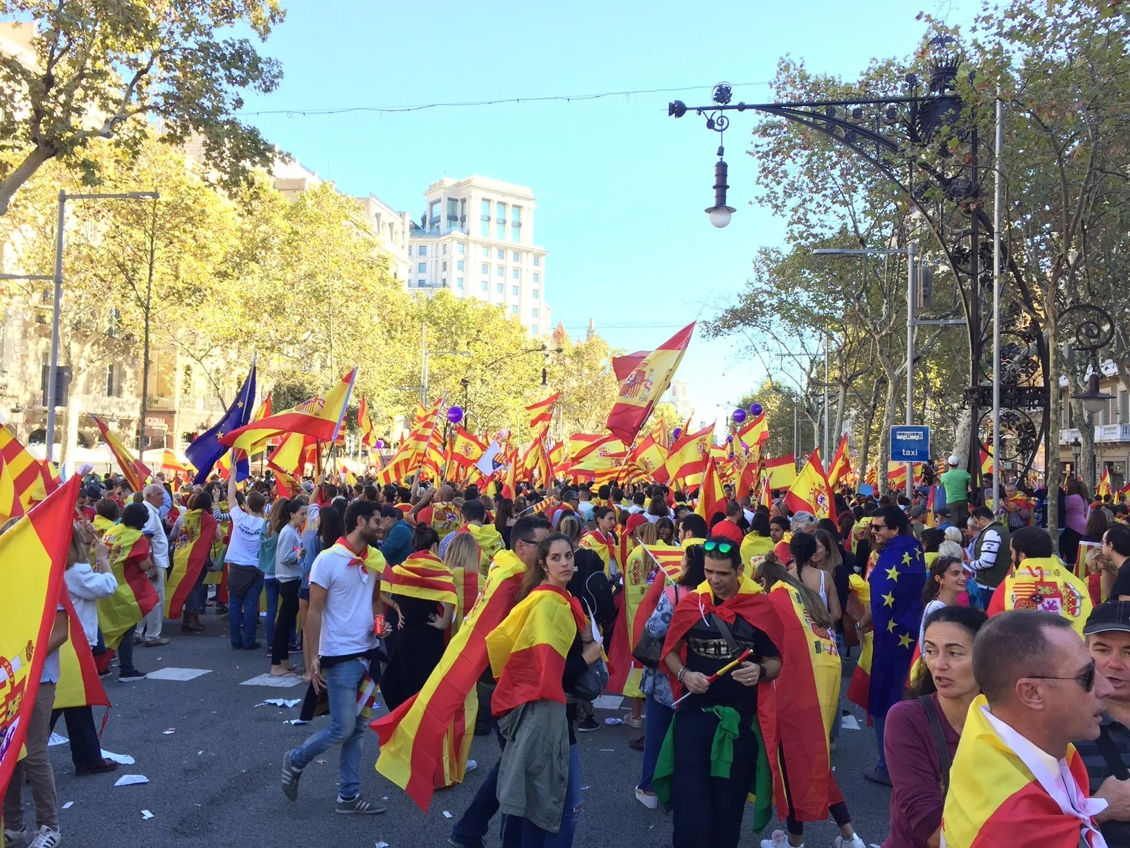 Ανεξαρτησία ή Ομοσπονδία η λύση για την Καταλονία;