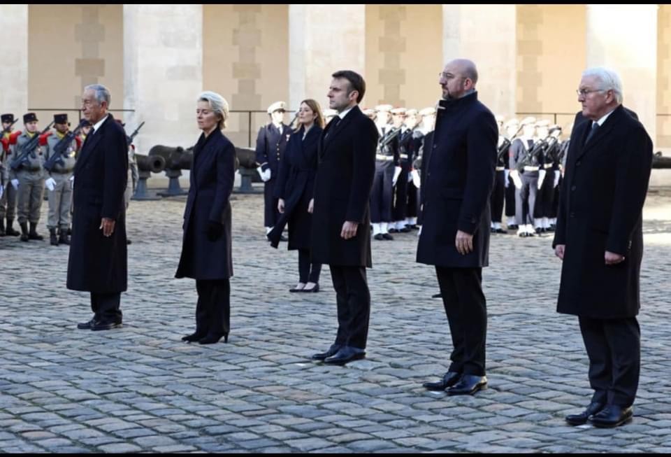 H Αννα Διαμαντοπούλου σήμερα στο Παρίσι στην τελετή απονομής τιμής στον Ζακ Ντελόρ από τον Πρόεδρο της Γαλλικής Δημοκρατίας Εμανουέλ Μακρόν